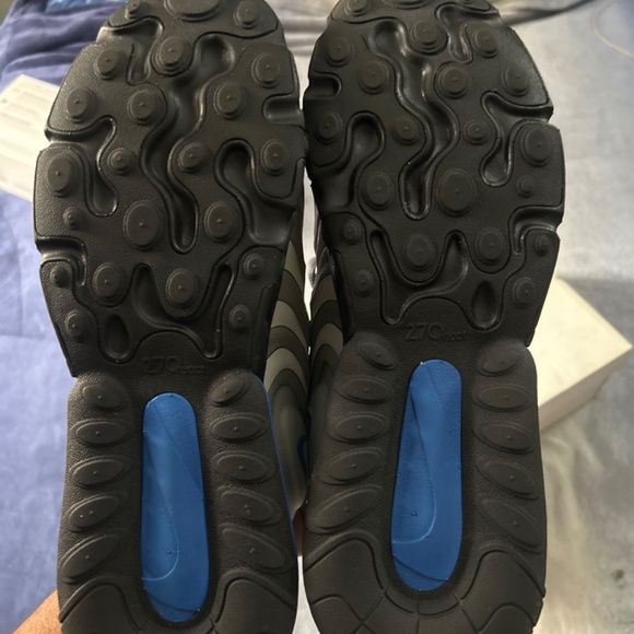 Nike Air Max 270 React Eng - Picture 9 of 10